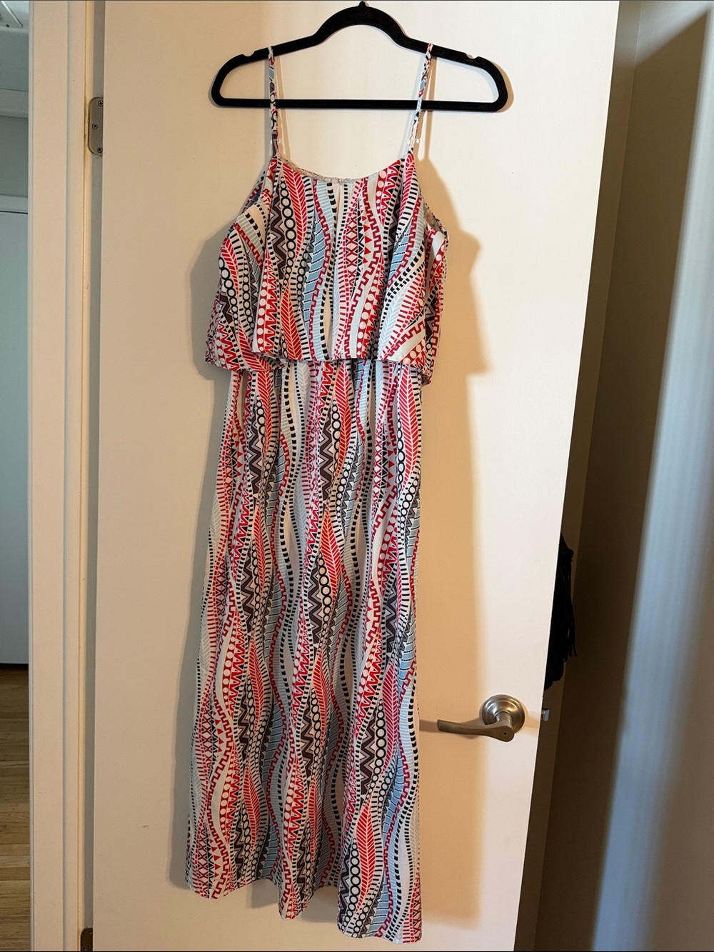 Cupshe Red, Blue & Black Wavy Geometric Maxi Dress